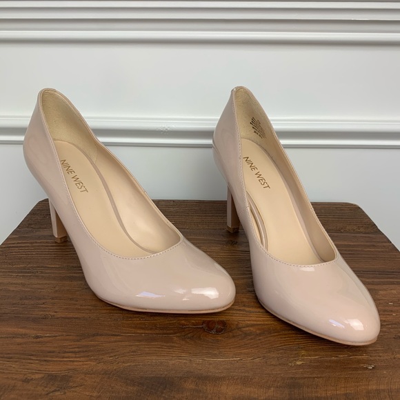 Nine West Shoes - NWT NINE WEST Nude patent leather round toe heels